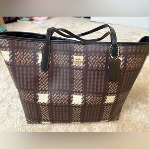 NWT Coach City Tote (Plaid)